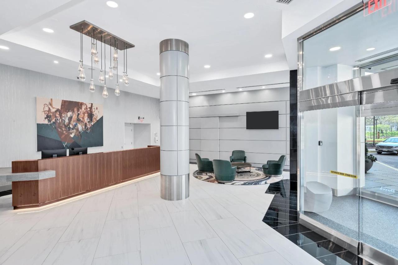 Modern & Charming Apt With Rooftop @Pentagon City Arlington Ngoại thất bức ảnh
