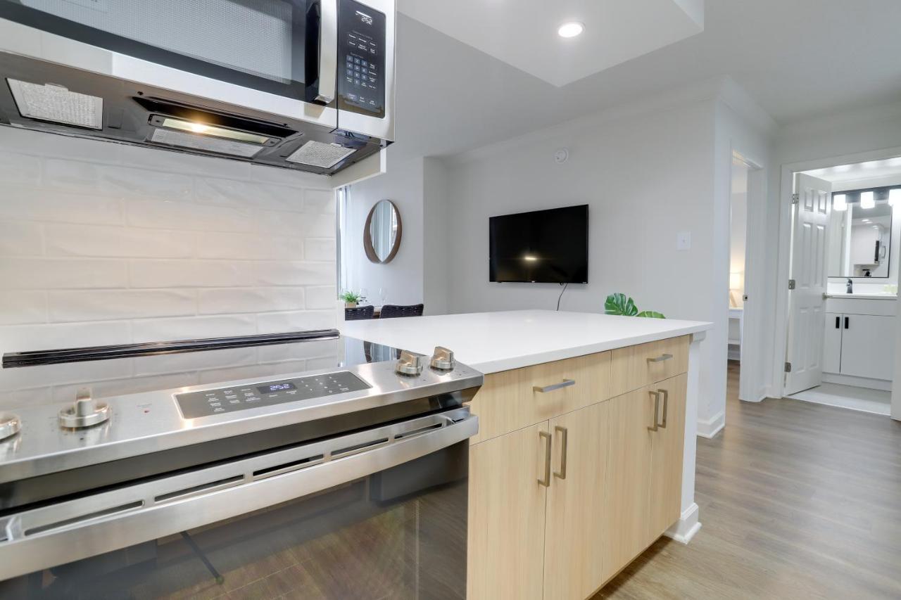Modern & Charming Apt With Rooftop @Pentagon City Arlington Ngoại thất bức ảnh