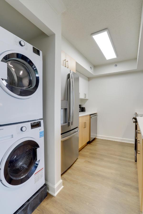 Modern & Charming Apt With Rooftop @Pentagon City Arlington Ngoại thất bức ảnh